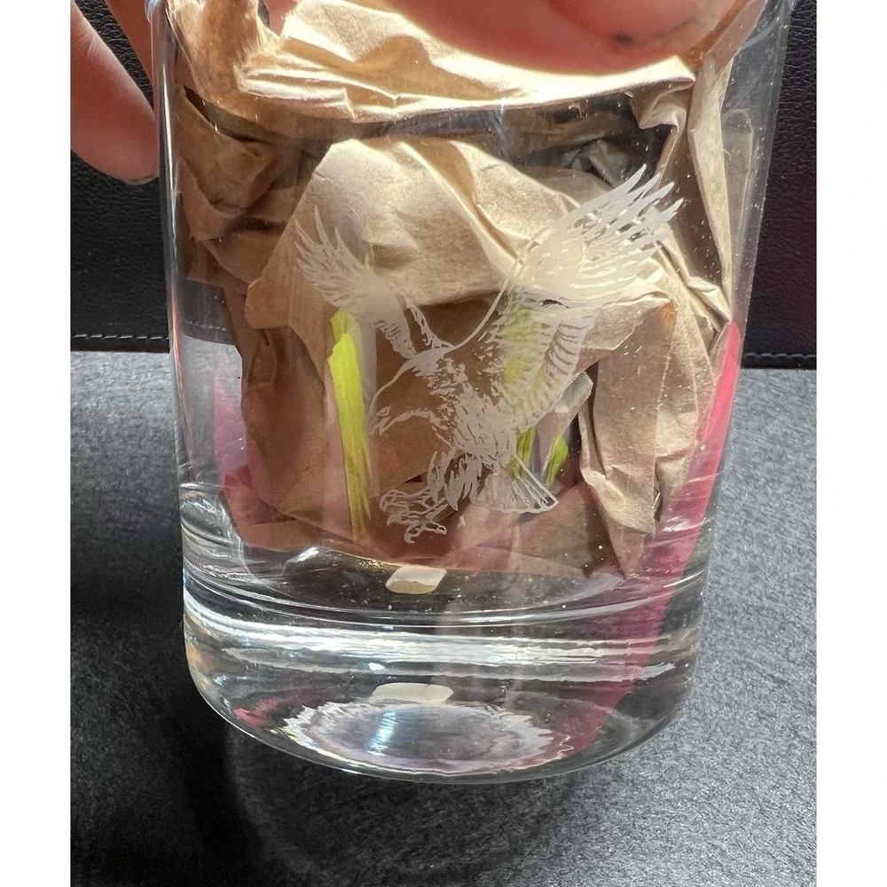 Black Velvet Canadian Whiskey Rocks Drinking Glass‎ Unused Wildlife Eagle Glass